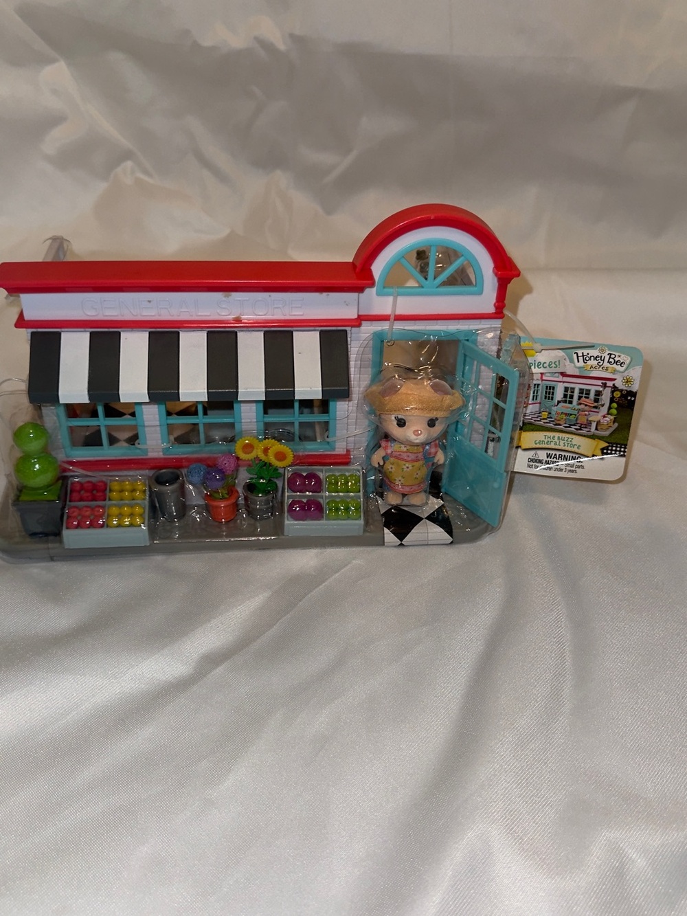Honey Belle Mini General Store Playset with Red Roof and Light Blue Door